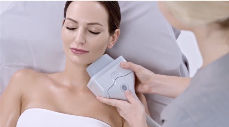 Cryolipolyse – zones au choix (3 séances de 45 min, soit 180 € la séance) — 1 h